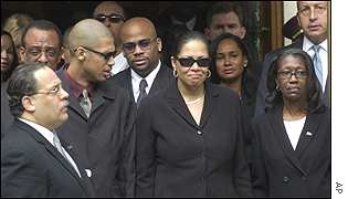 Mourners at Aaliyah's funeral